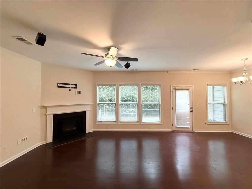 13432 Gardiner Ln - Photo 5 of 33