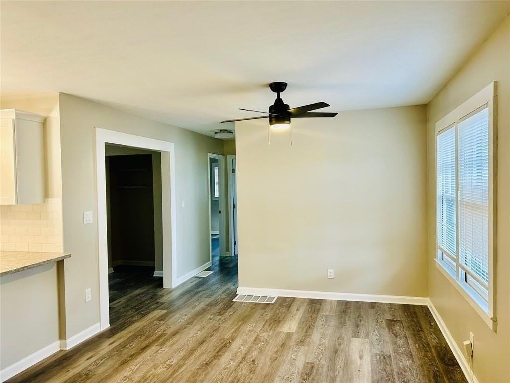 2961 Stone Mountain St - Photo 4 of 13