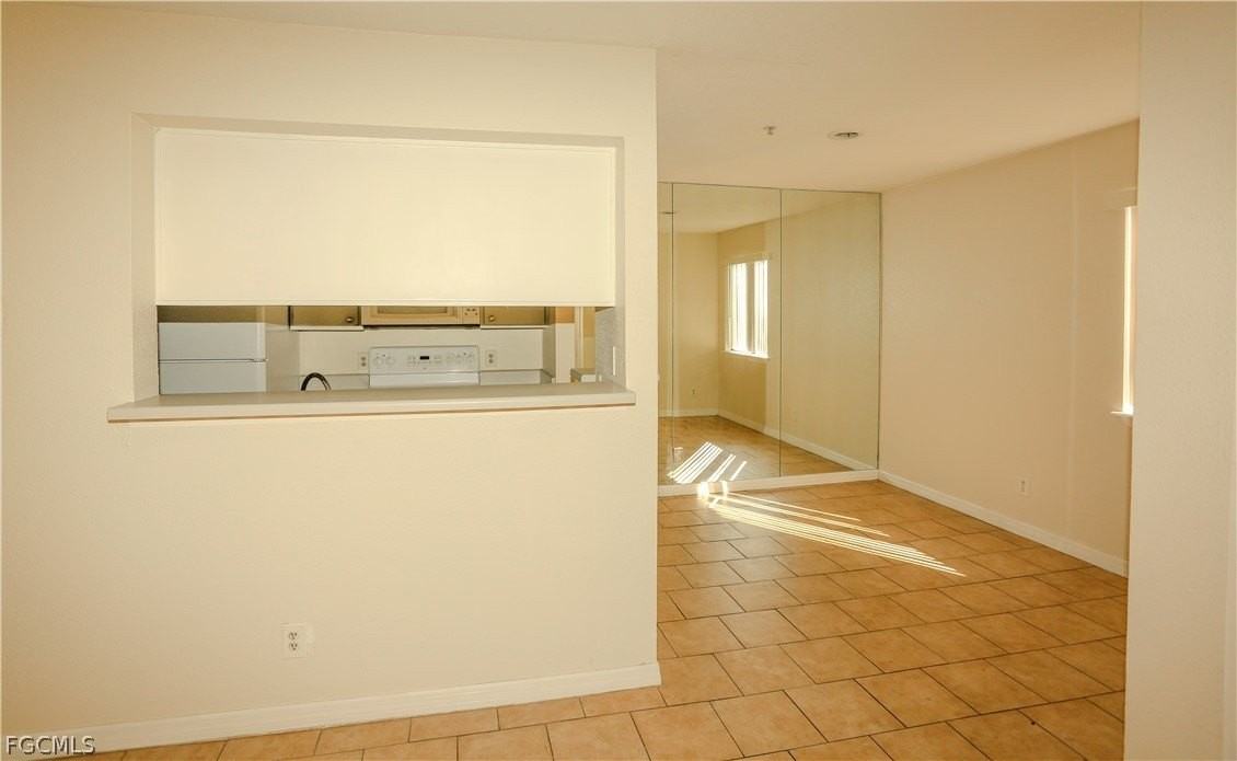 2835 Winkler Ave #216 - Photo 5 of 13