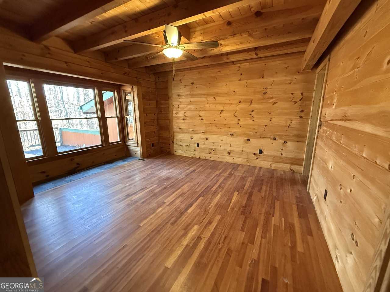 2405 Mountain Rd - Photo 7 of 15