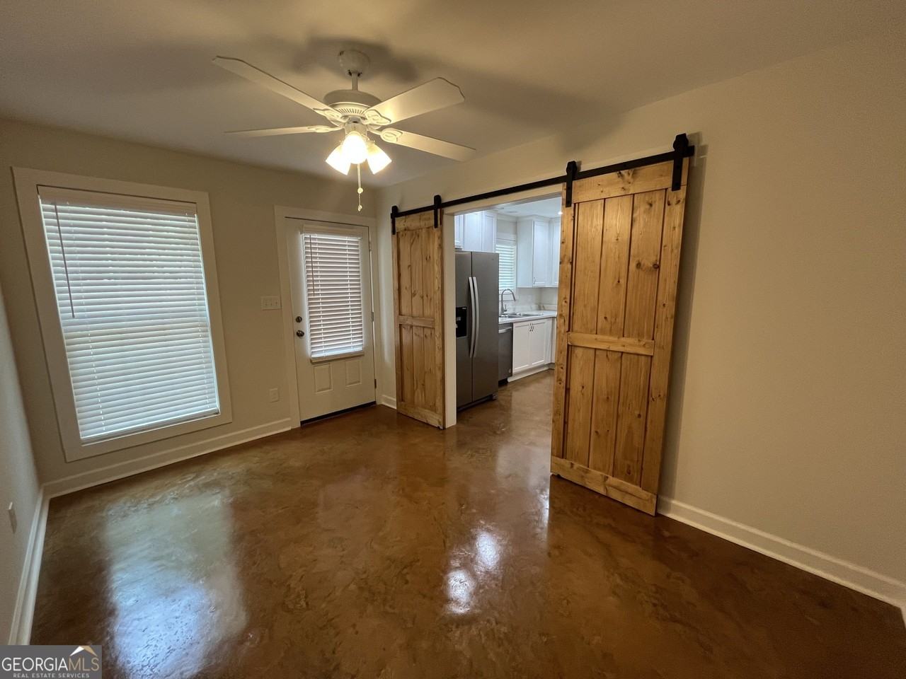 1112 Third St Unit B #B - Photo 6 of 11