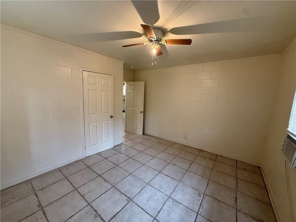 726 Bankhead Pl - Photo 7 of 9