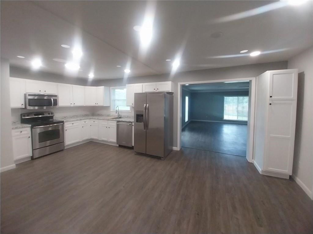 315 Petty Ln N - Photo 3 of 16