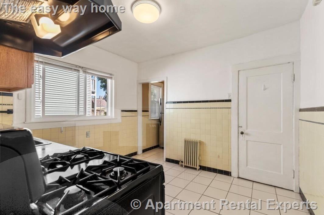 38 George St #1 - Photo 7 of 15