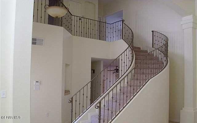 1627 Quinta Del Sol - Photo 5 of 15