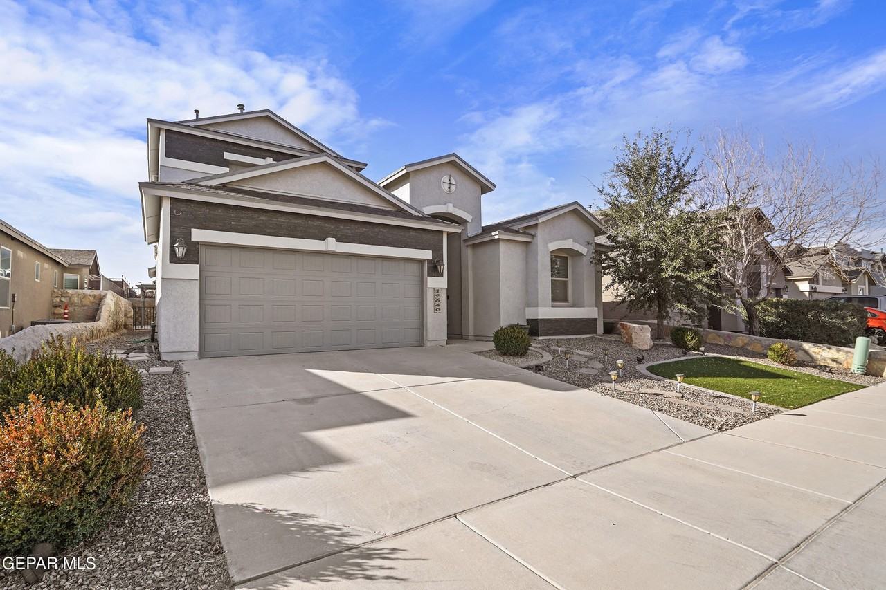 12640 Mary Ponce Rd - Photo 2 of 34