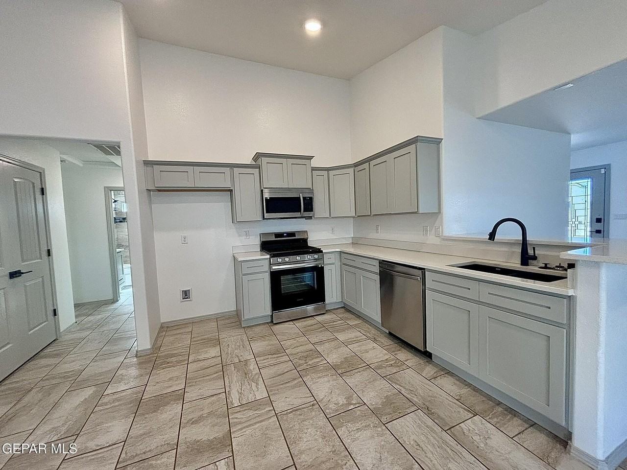 4828 Marisabel Azcarate St - Photo 5 of 13