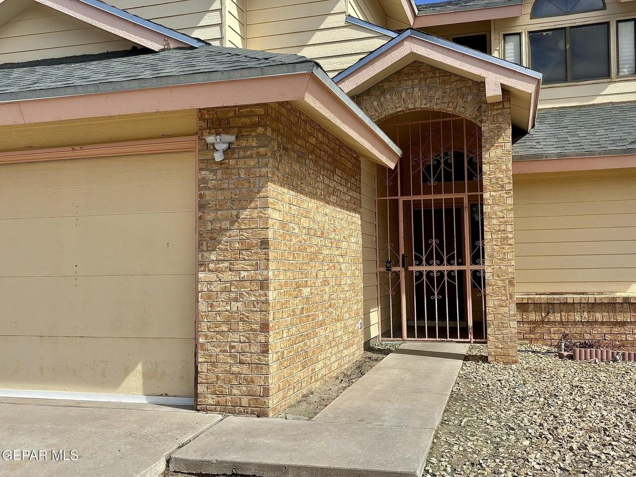 1442 Sierra De Oro Dr - Photo 2 of 13