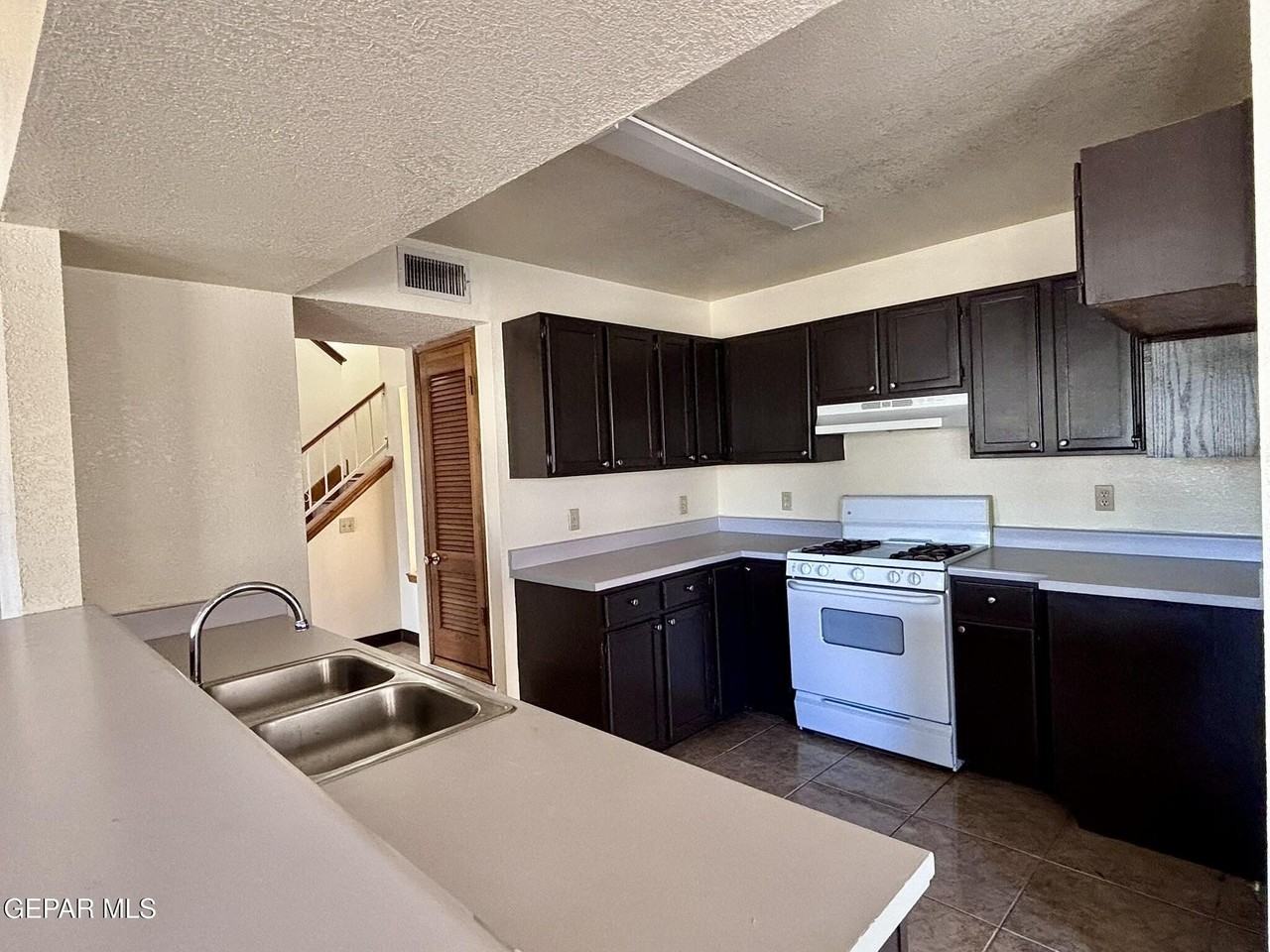 1442 Sierra De Oro Dr - Photo 6 of 13