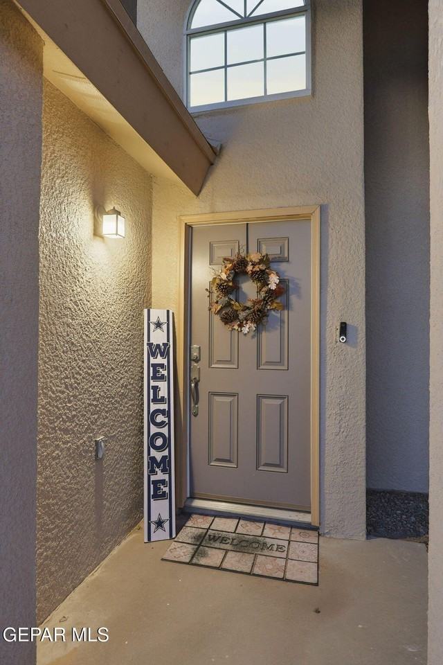 3296 Garden Point Dr - Photo 4 of 36