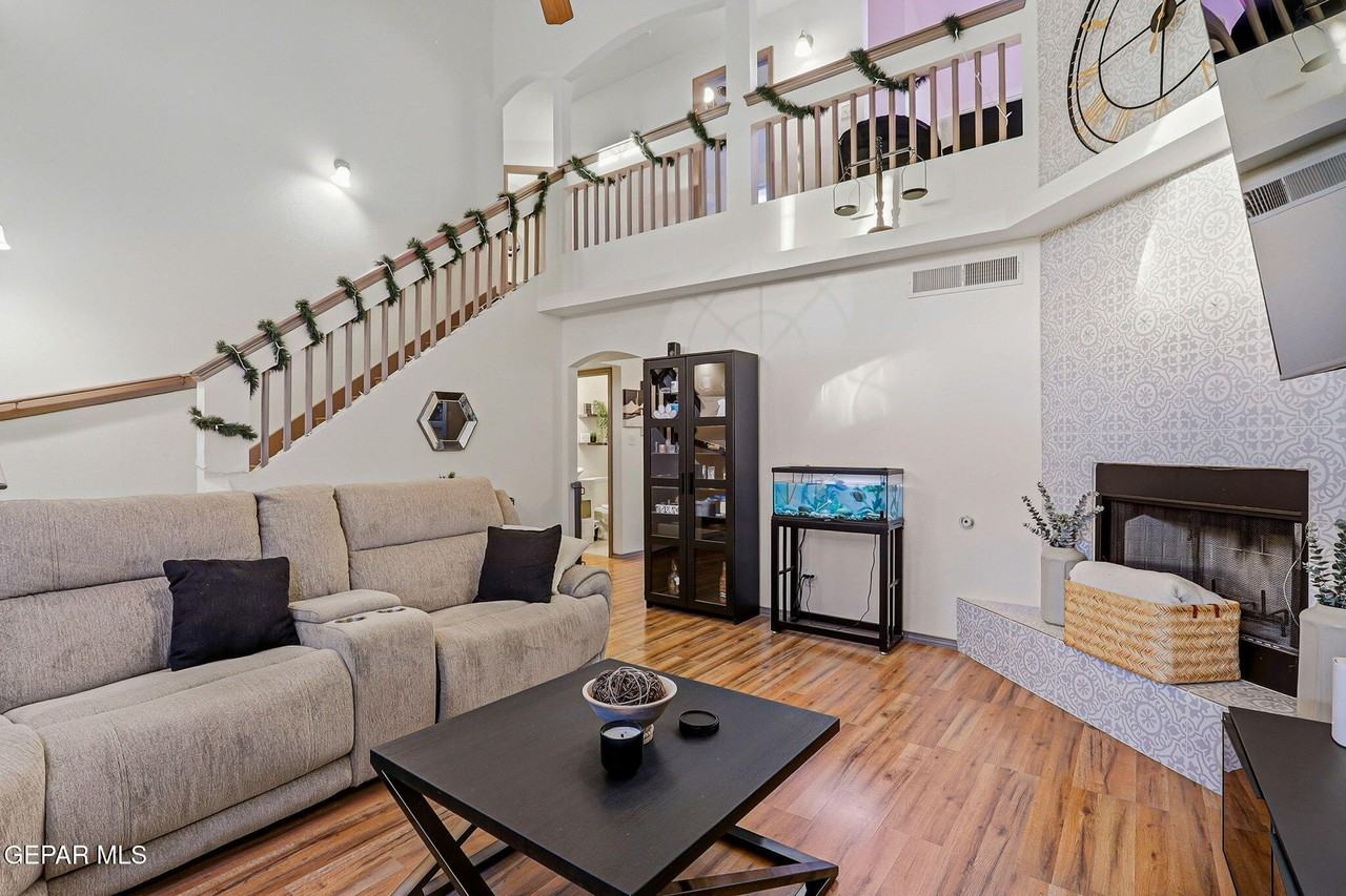 3296 Garden Point Dr - Photo 7 of 36