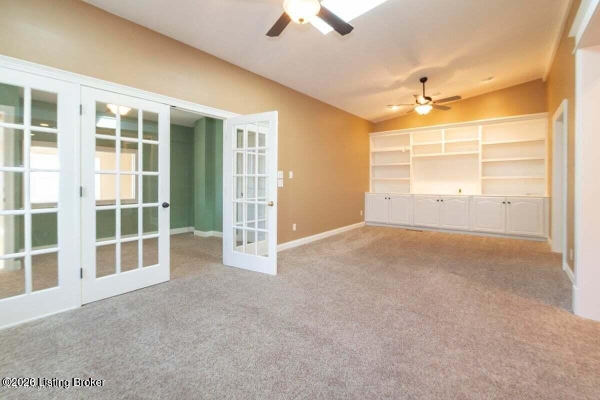 2112 Maryland Ave - Photo 4 of 17