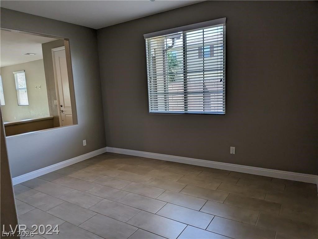 909 Old Creek Way - Photo 6 of 27