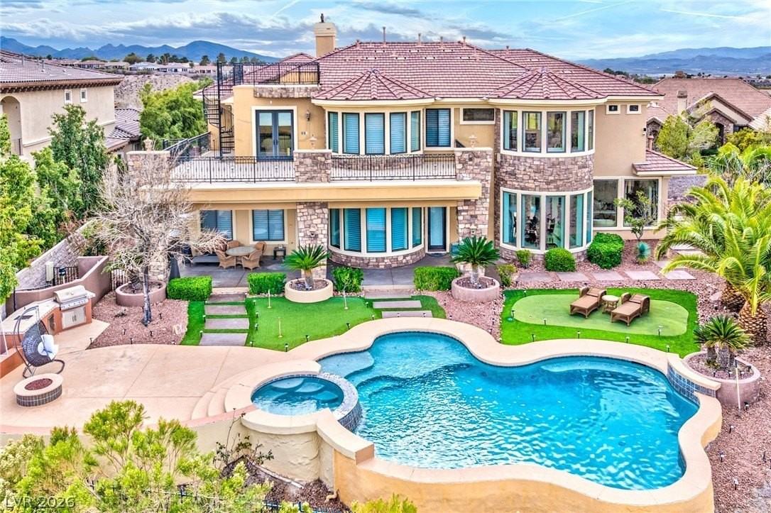 1581 Villa Rica Dr - Photo 2 of 36