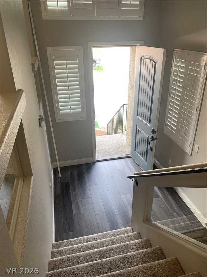 5833 Graystone Ridge Ave - Photo 3 of 29