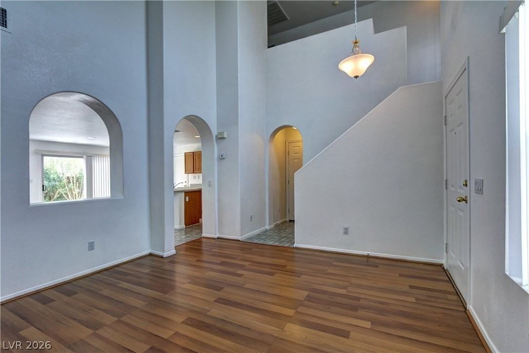 5332 Carlsbad Heights St - Photo 4 of 26