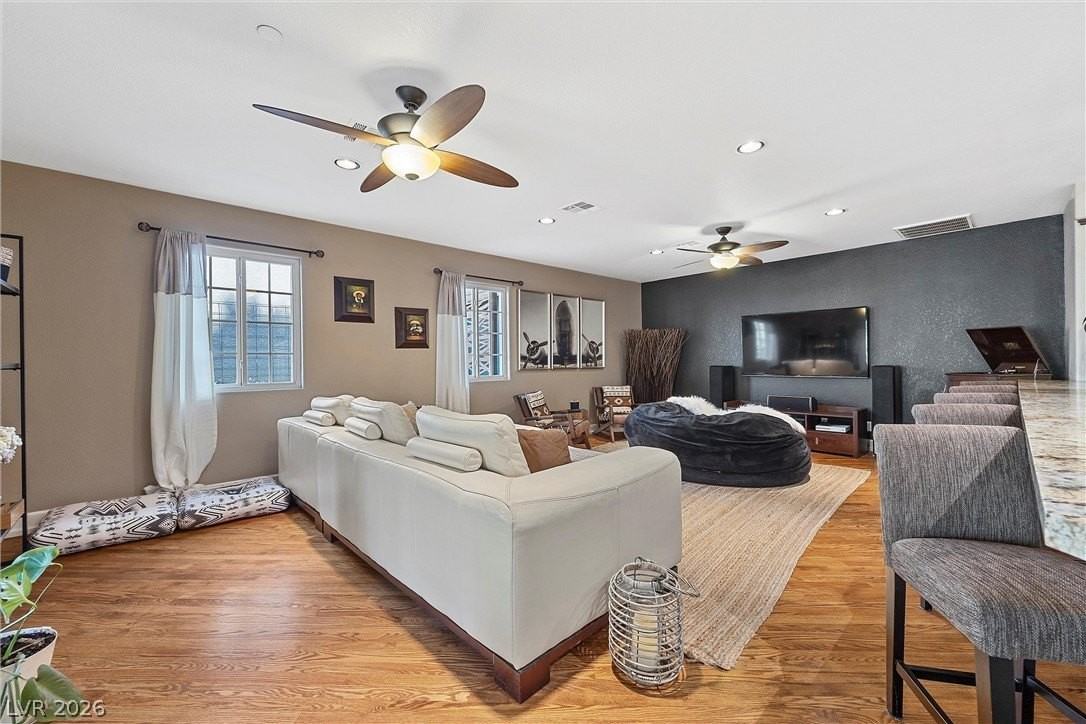 7520 Sisk Rd - Photo 3 of 50