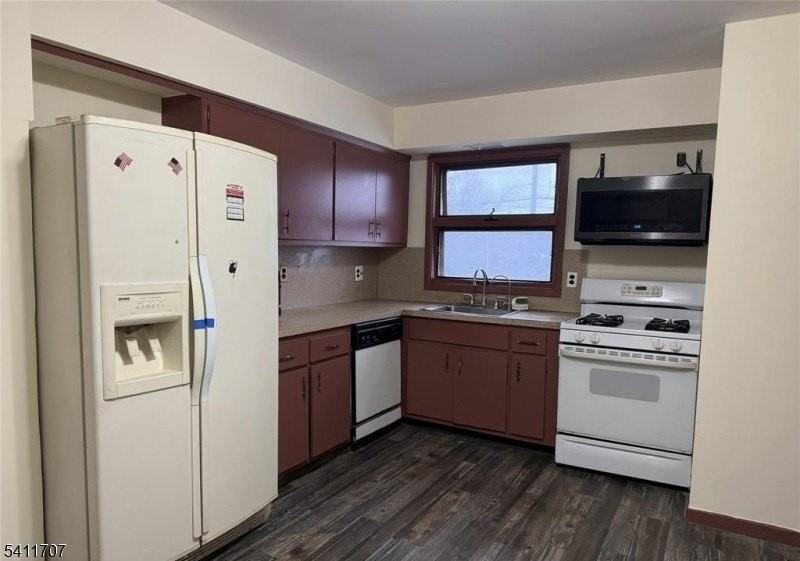 4 Chestnut St - Photo 6 of 13