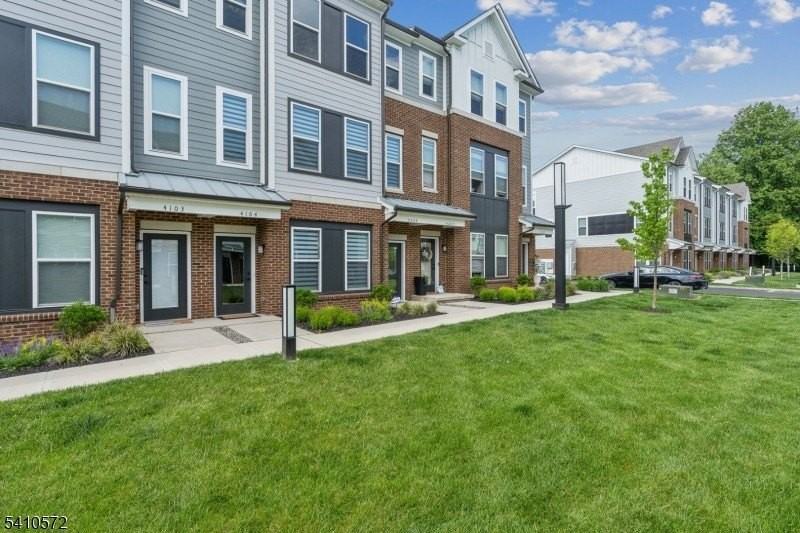 4 Sadie Cir Apt 4104 #4104 - Photo 3 of 29