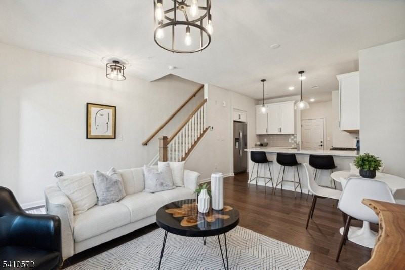 4 Sadie Cir Apt 4104 #4104 - Photo 7 of 29