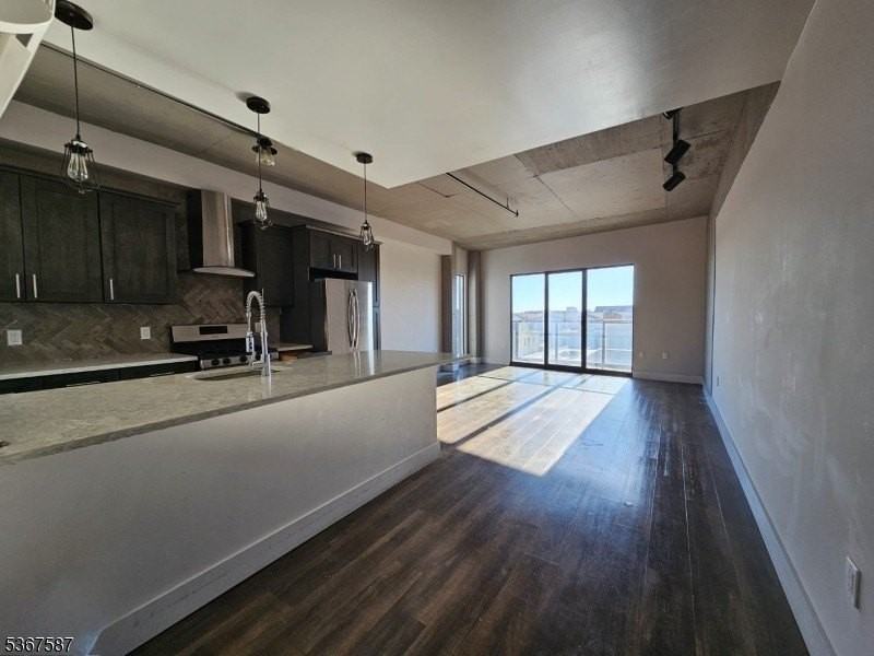 58 Elm St #601 - Photo 6 of 14