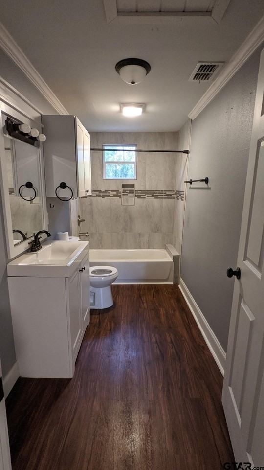 2009 W Shaw St - Photo 3 of 6