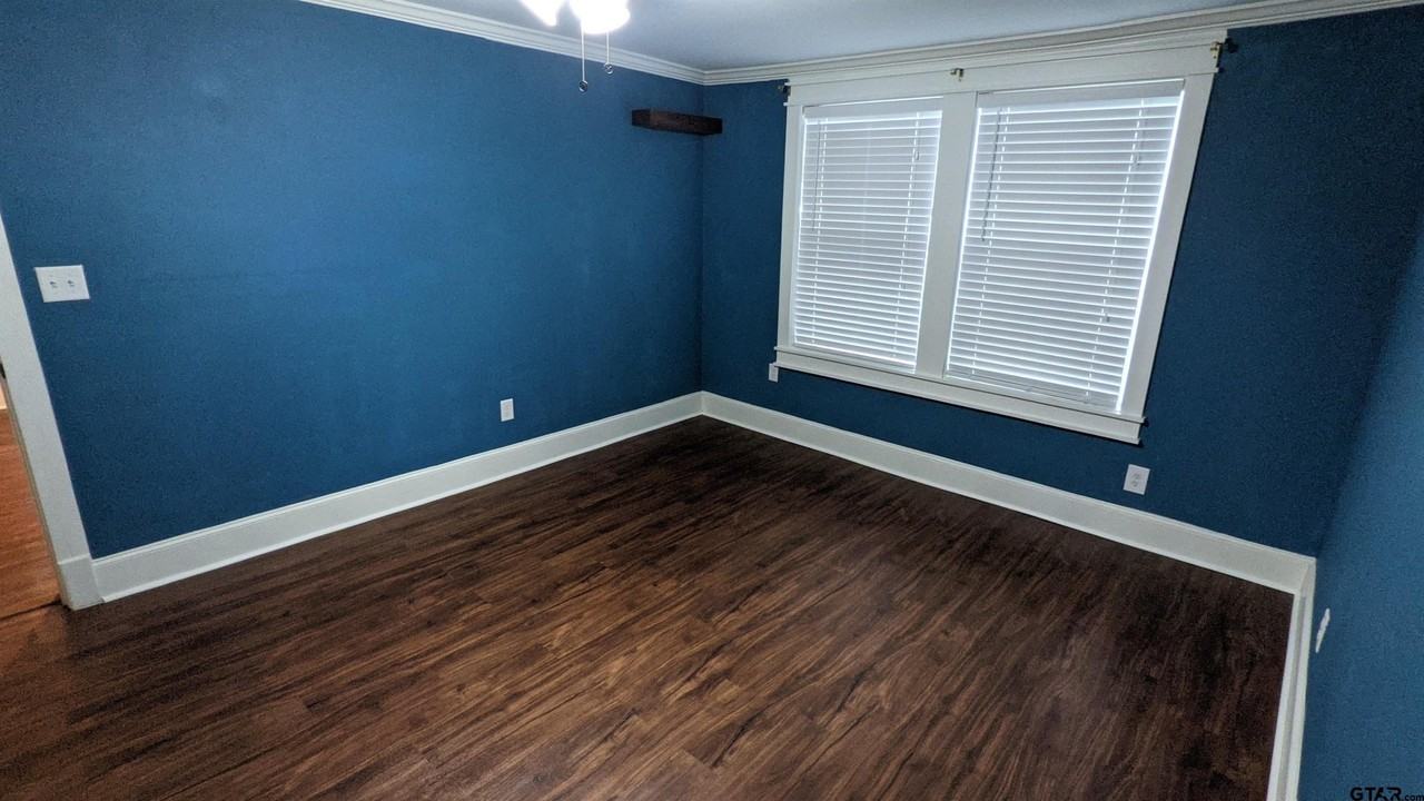 2009 W Shaw St - Photo 6 of 6