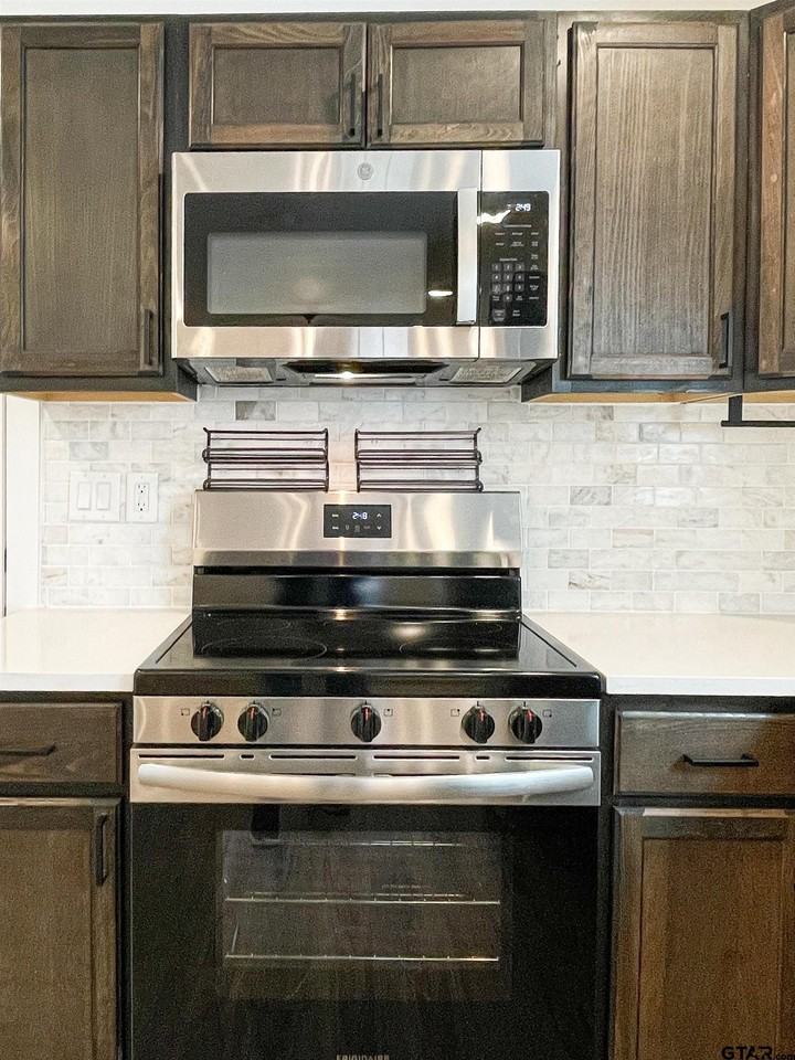 1804 W 24th St - Photo 6 of 12