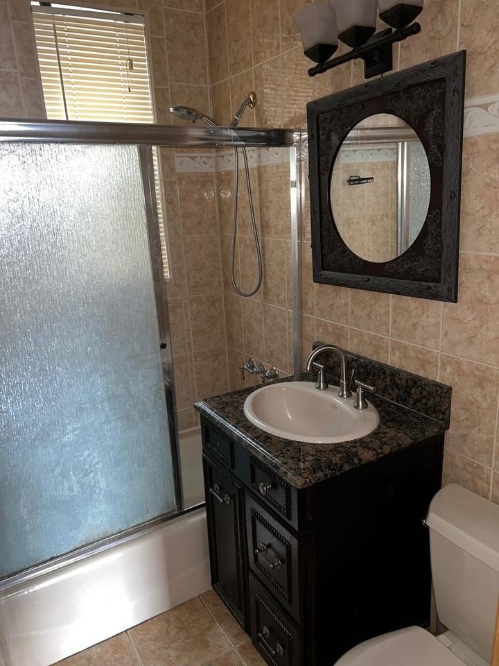 29-33 51st St - Photo 4 of 7