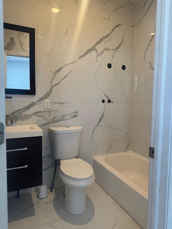 121 Carteret Ave #2ndFL - Photo 4 of 9