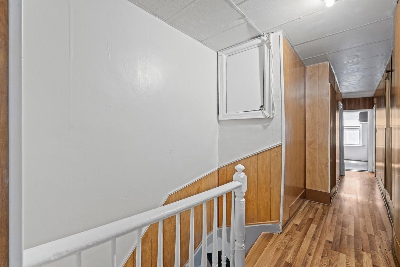 61 Clendenny Ave #2 - Photo 4 of 20