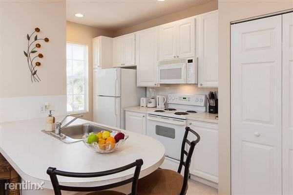 249 Florence Dr - Photo 3 of 10