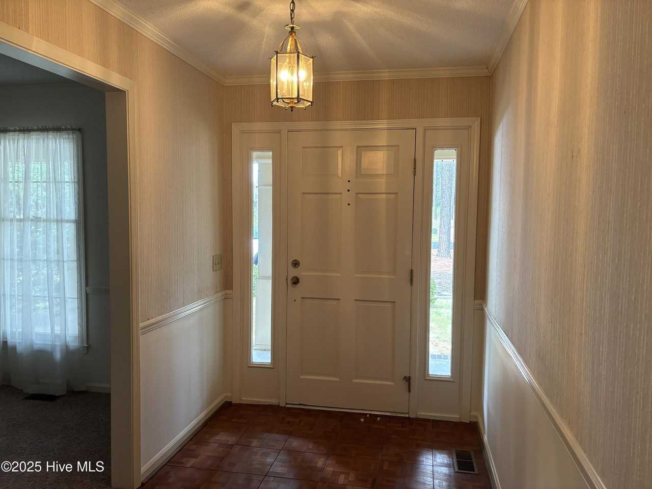 21 Bobolink Rd - Photo 2 of 21