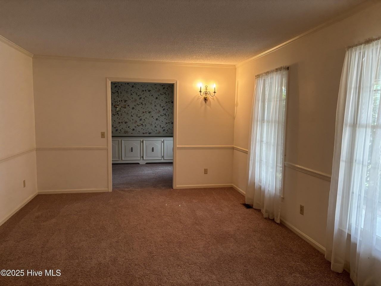 21 Bobolink Rd - Photo 3 of 21