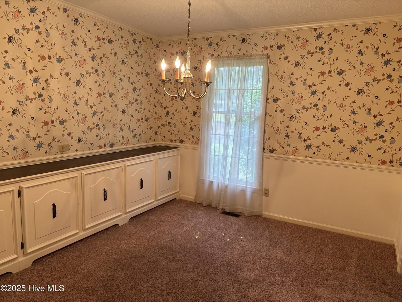 21 Bobolink Rd - Photo 4 of 21