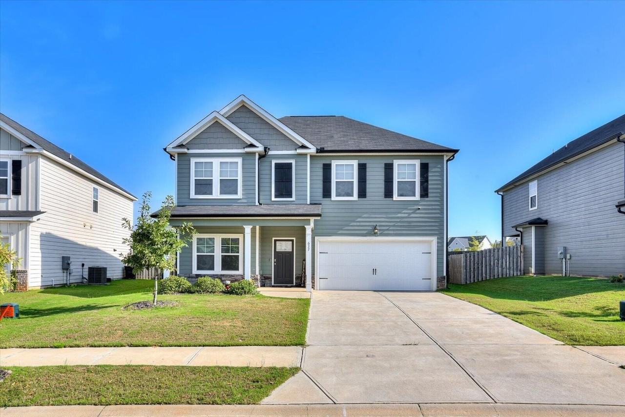 627 Garland Trl - Photo 4 of 40