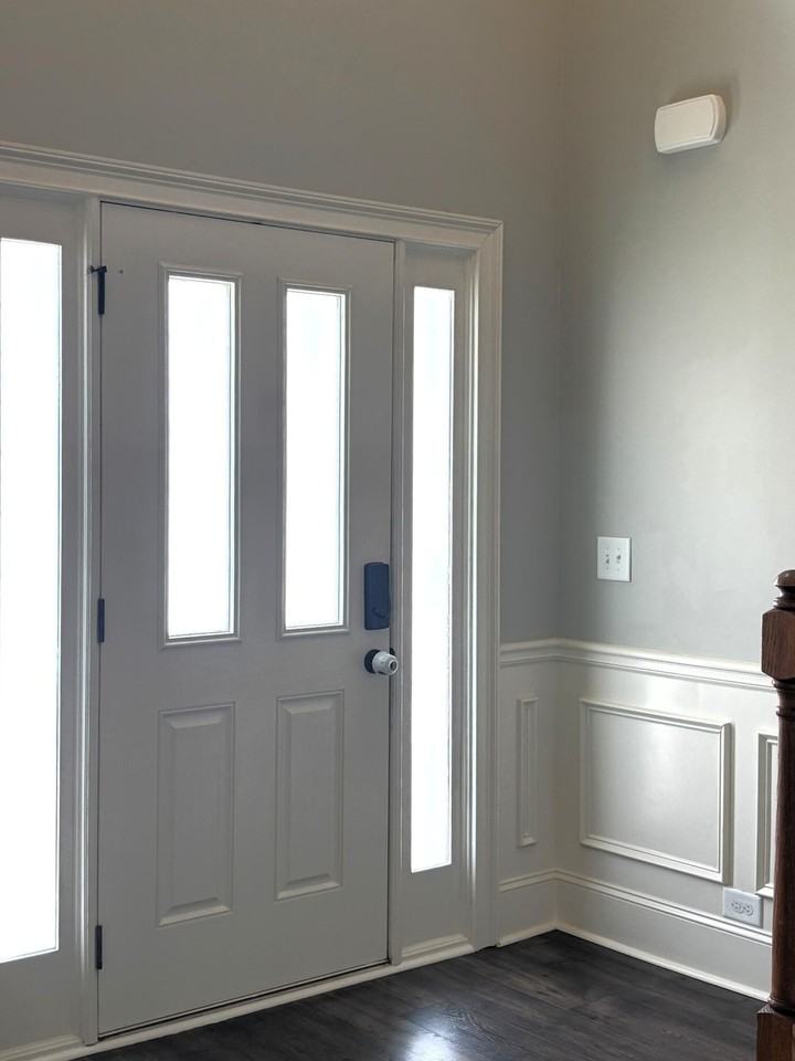 781 Bridgewater Ln - Photo 4 of 31