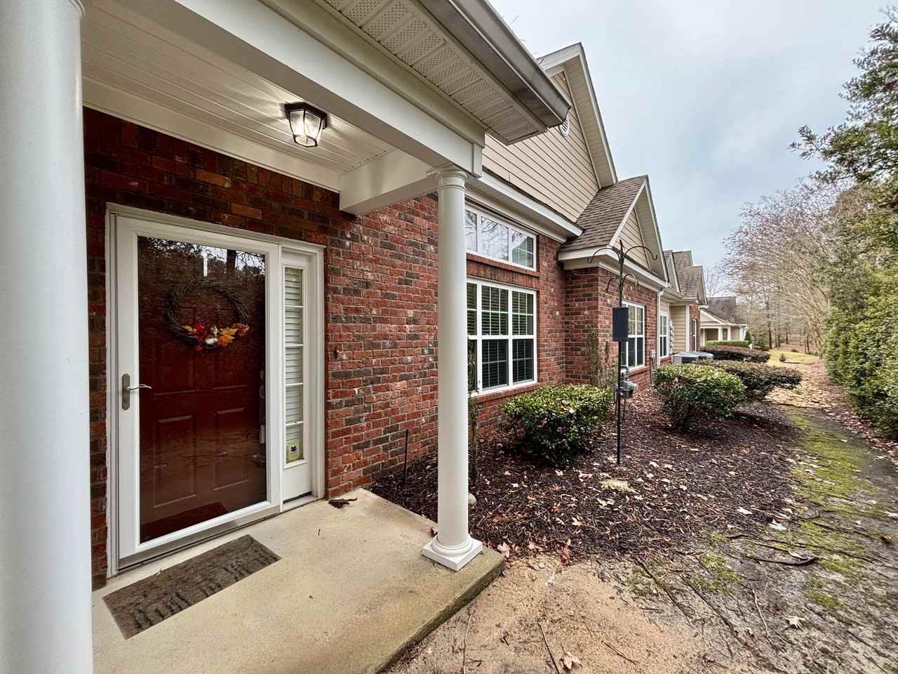 2002 Amberley Dr - Photo 4 of 21