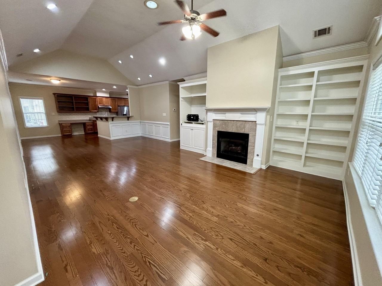 2002 Amberley Dr - Photo 6 of 21