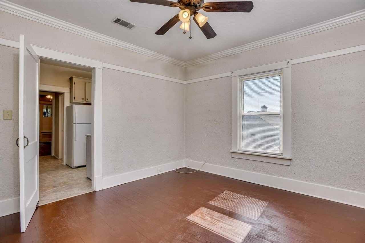 1011 Georgia Ave Apt 2 #2 - Photo 6 of 17