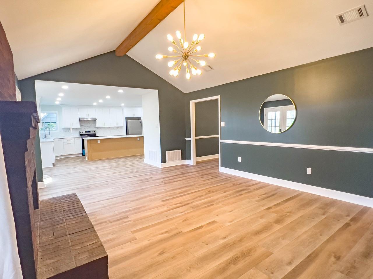 4196 Hedgerow Ln - Photo 6 of 28