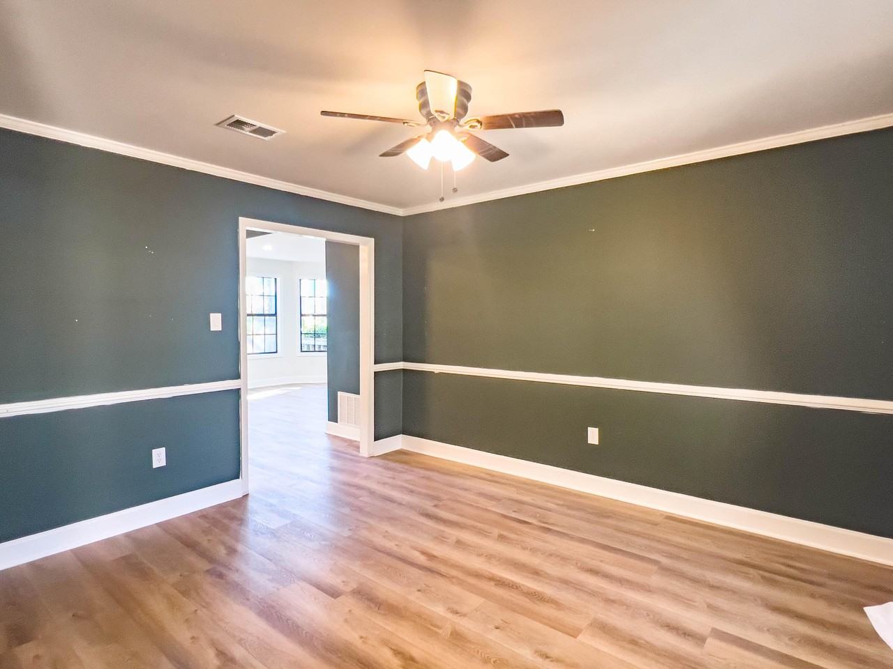 4196 Hedgerow Ln - Photo 7 of 28