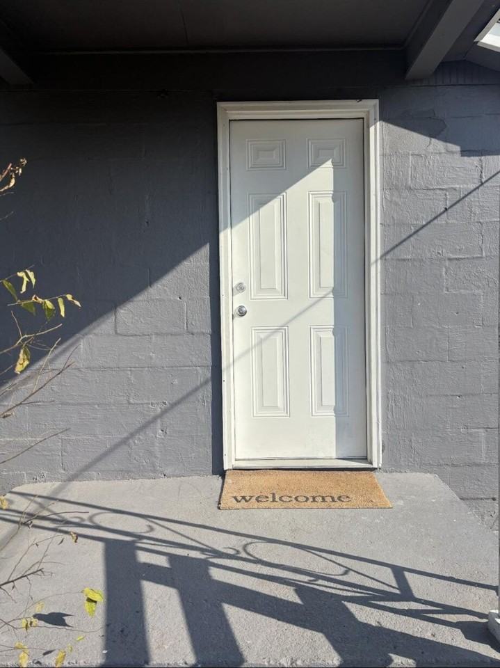 213 Japonica Ave - Photo 3 of 12