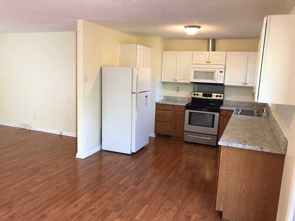 812 Springdale Rd - Photo 7 of 20