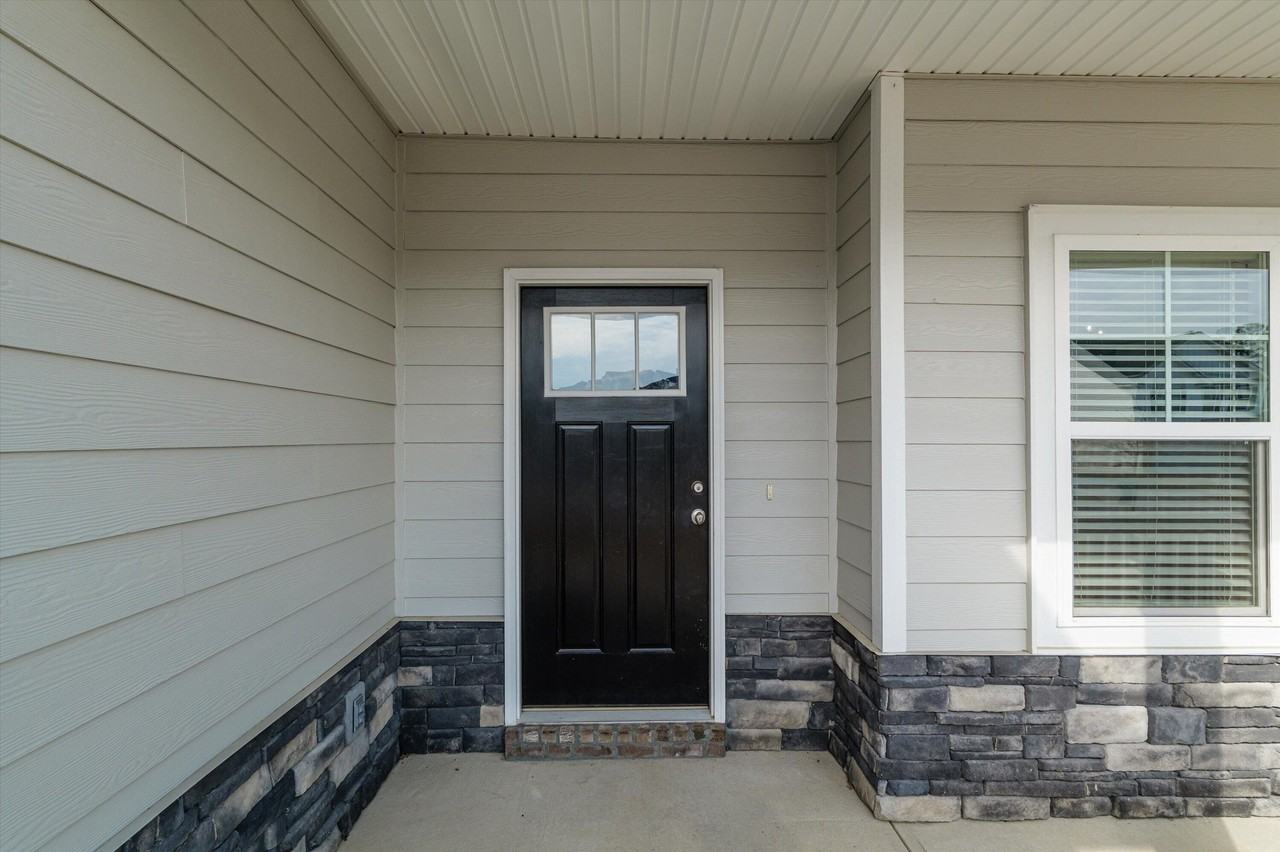 3476 Hilltop Trl - Photo 4 of 50