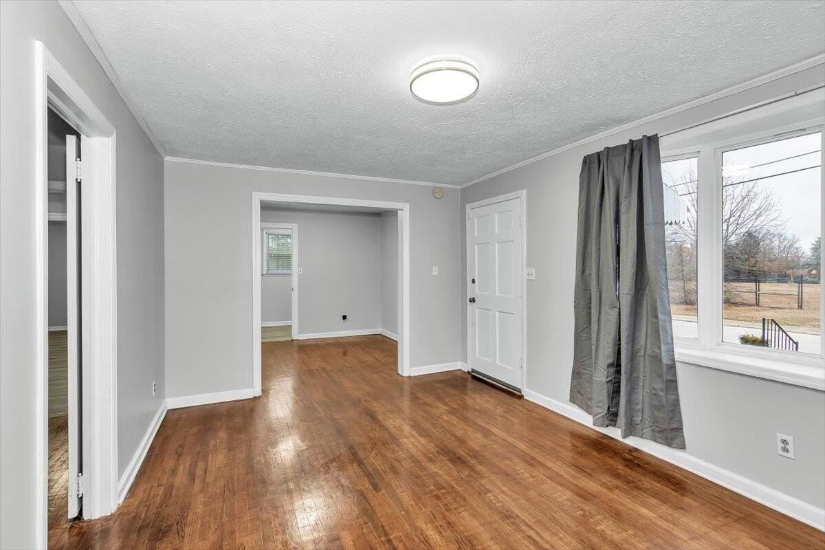 1350 Swanee Quintet Blvd - Photo 6 of 23