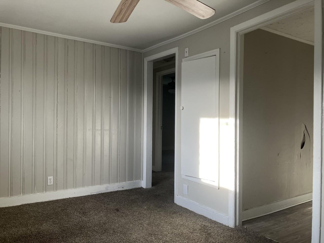 1129 11th Ave - Photo 3 of 7