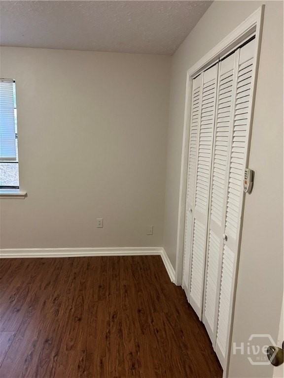 140 Windy Hill Pl - Photo 3 of 6