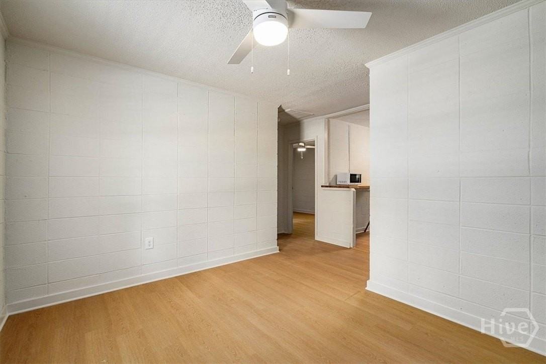 150 Old Princeton Rd Apt A #A - Photo 3 of 10