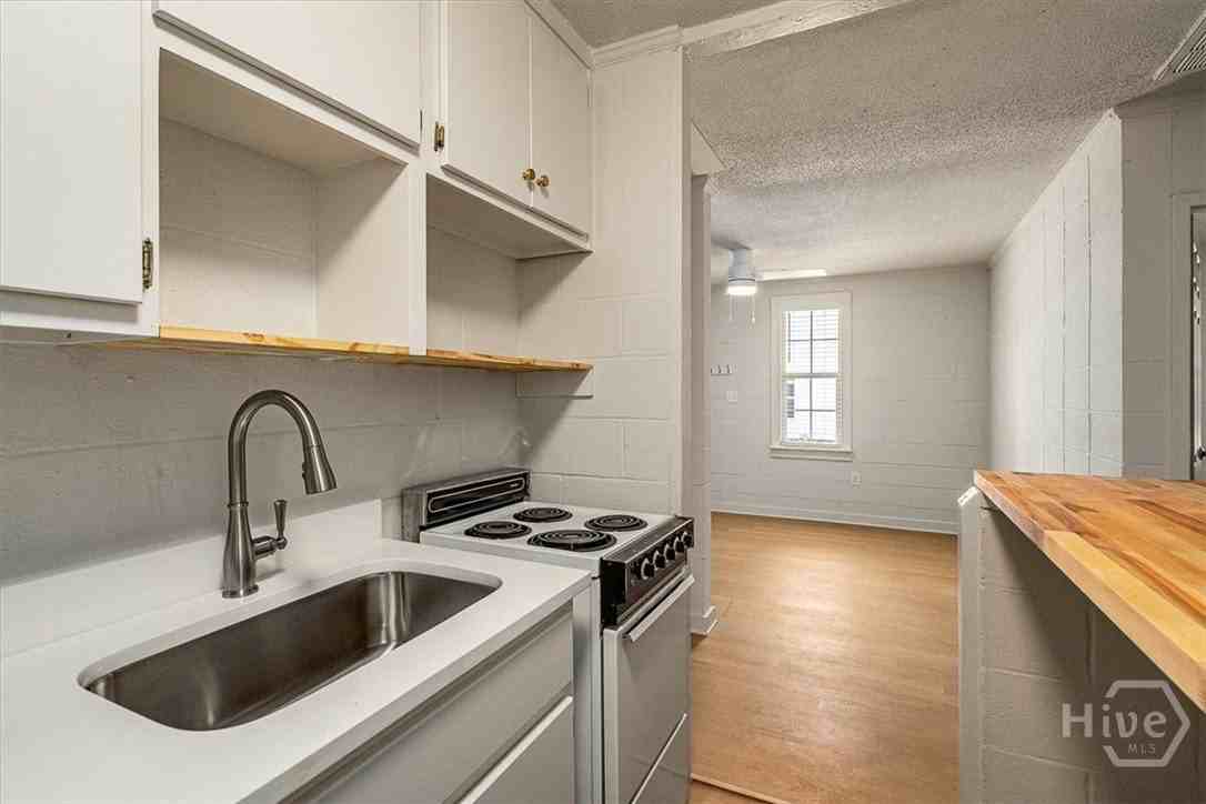 150 Old Princeton Rd Apt A #A - Photo 7 of 10